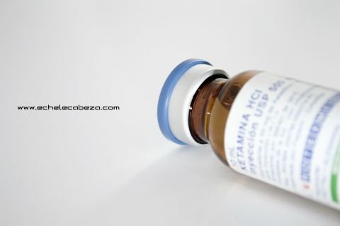 ketamina-botella-inclinada-dos-tag